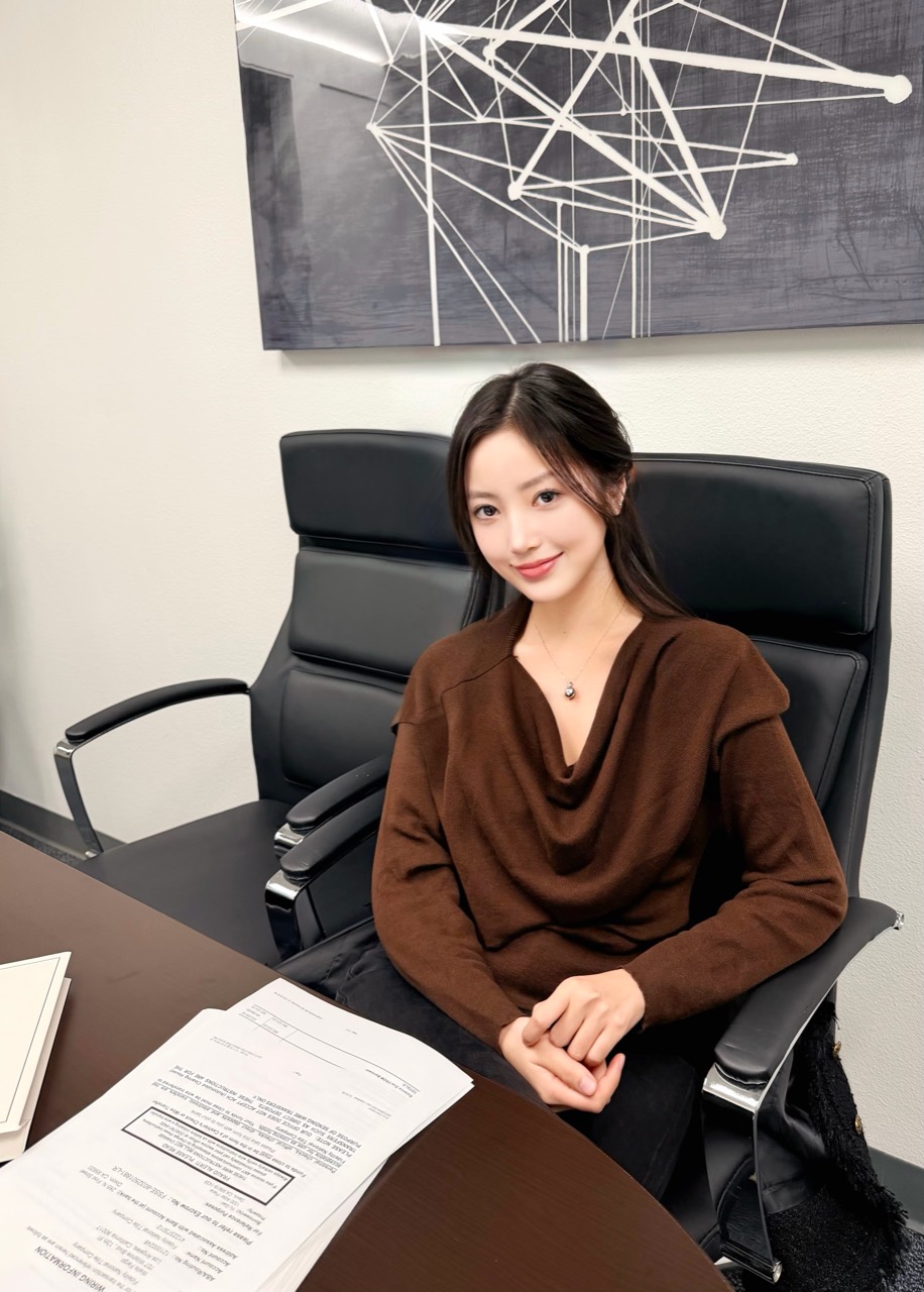 Maggie Bao sharing bilingual mortgage education